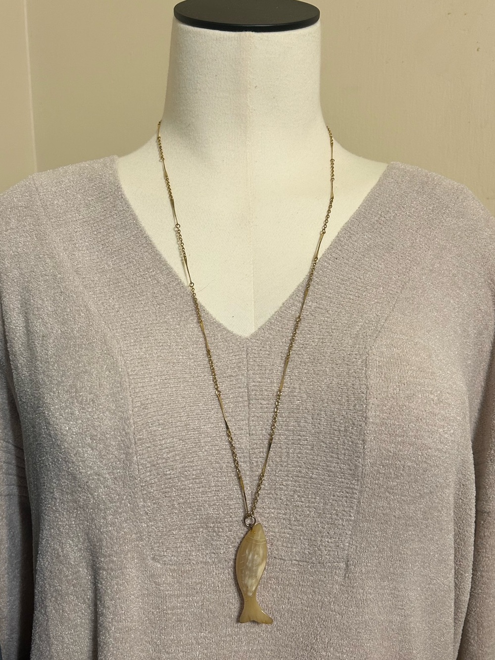 VINTAGE LES BERNARD CHAIN WITH CARVED FISH